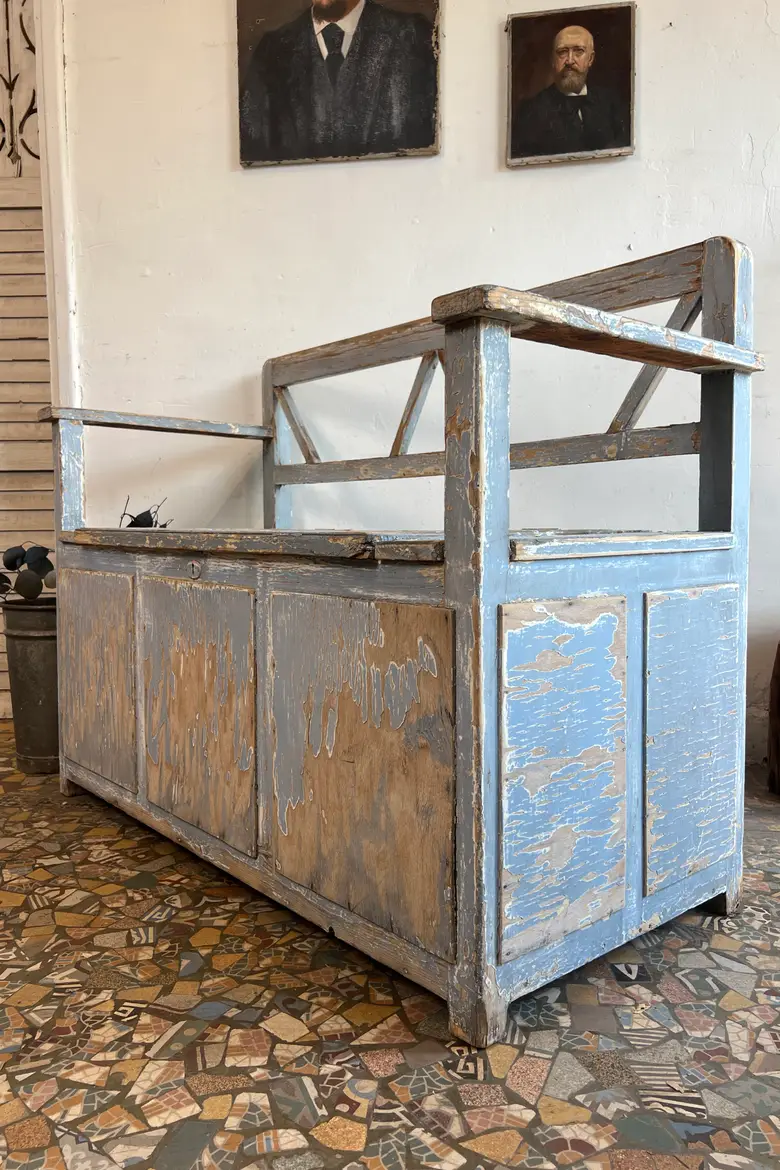 Petit banc coffre bleu – début XXe