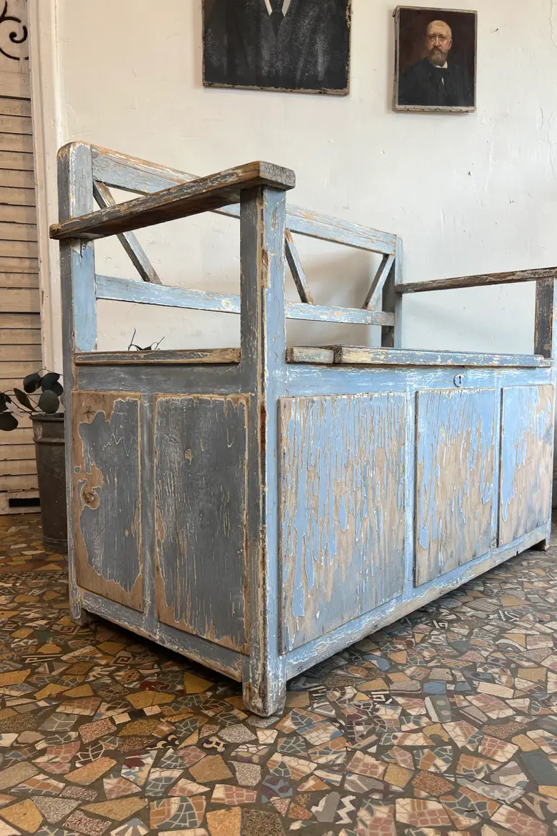 Petit banc coffre bleu – début XXe