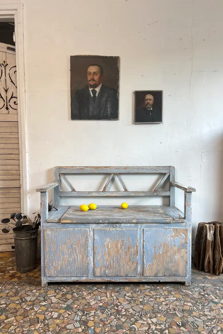 Petit banc coffre bleu – début XXe