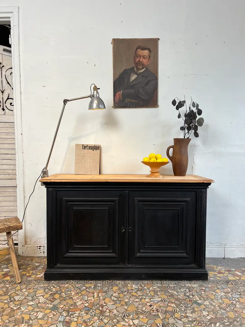 Petit buffet ancien en sapin