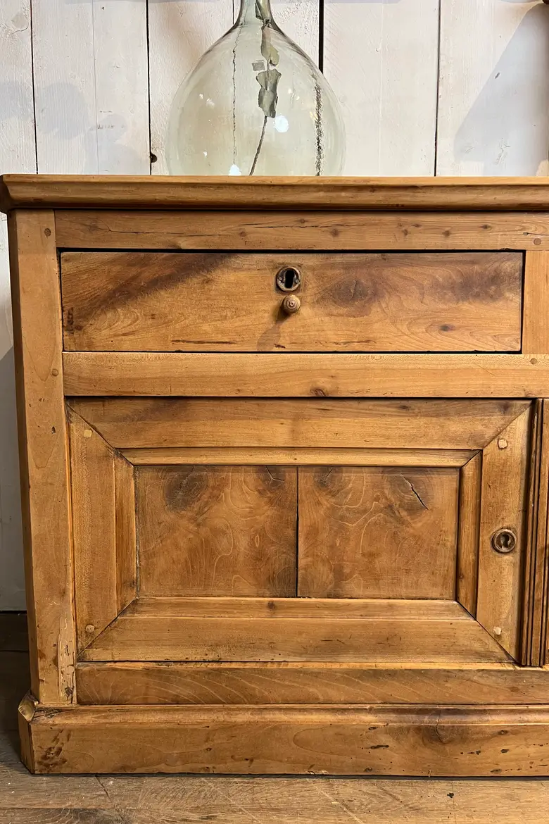 Petit buffet en merisier Début XXème