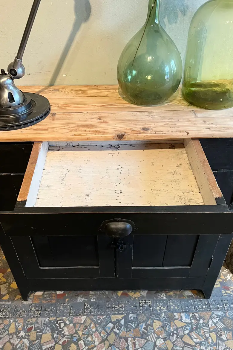 Petit buffet parisien en bois Début XXème