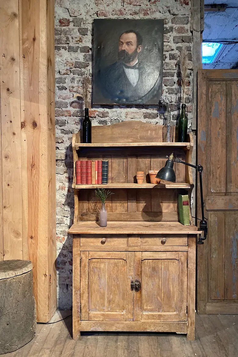 Petit buffet Saint Hubert Début XXème