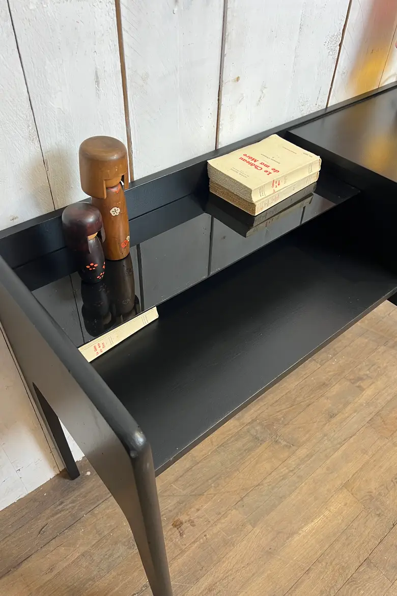 Petit bureau ou coiffeuse vintage