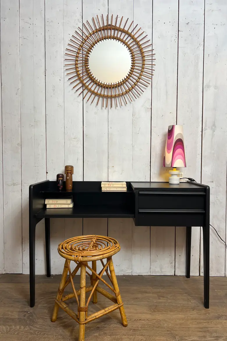 Petit bureau ou coiffeuse vintage