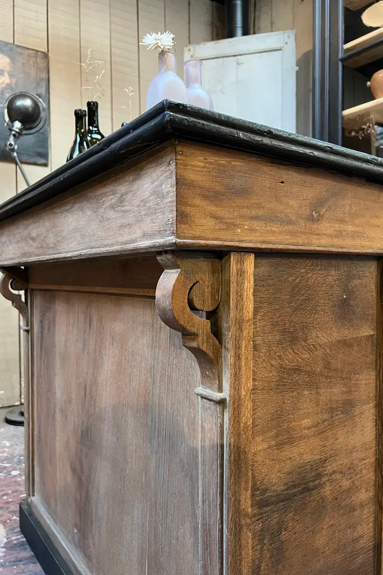Petit comptoir de caisse en chêne Début XXème