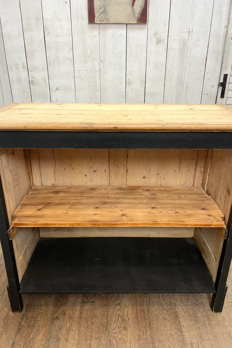 Petit comptoir de caisse en sapin