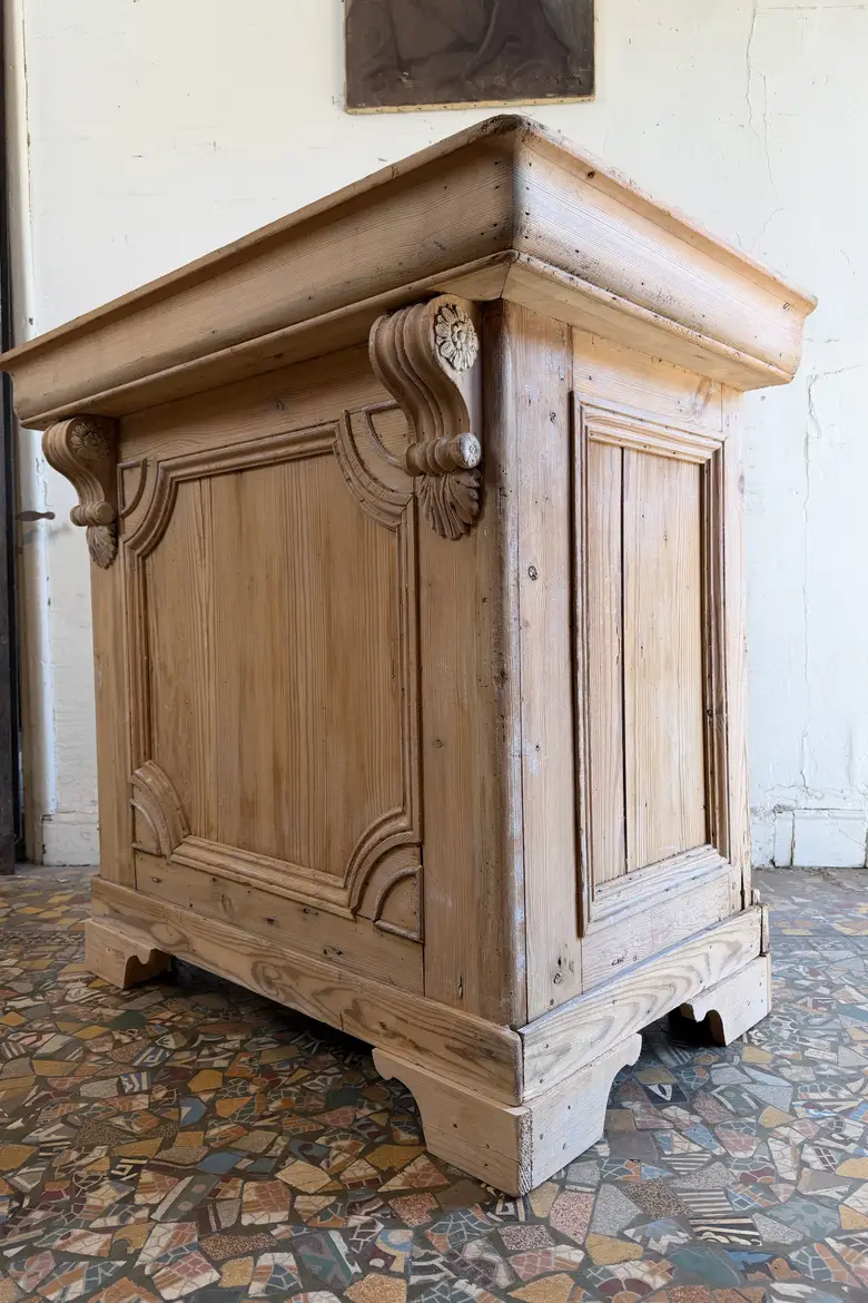 Petit comptoir de caisse en sapin – XIXe siècle
