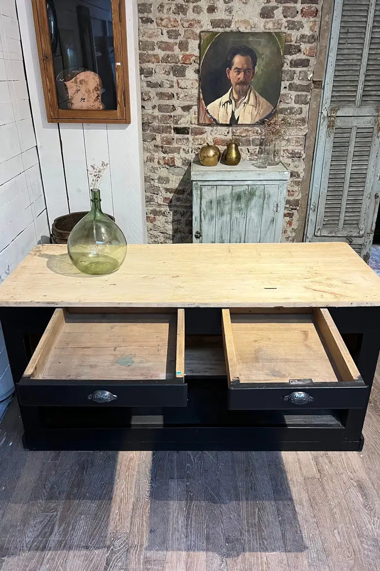 Petit comptoir de mercerie en bois 1920