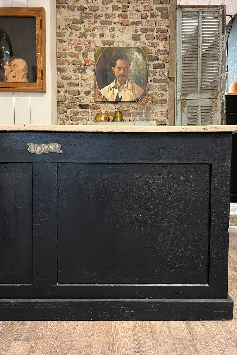 Petit comptoir de mercerie en bois 1920