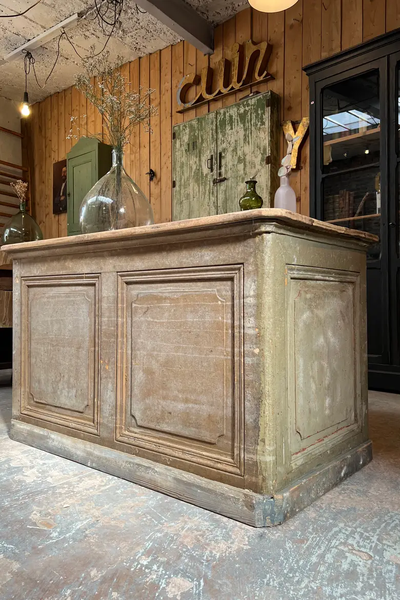 Petit comptoir patiné en bois XIXème