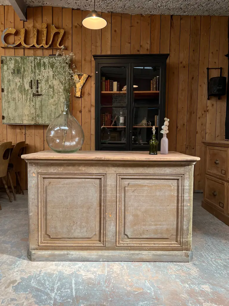 Petit comptoir patiné en bois XIXème