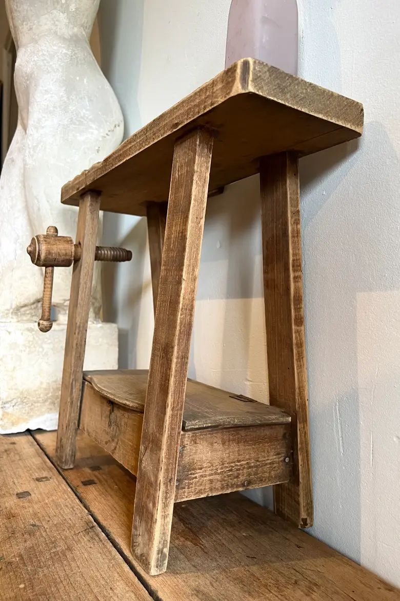 Petit établi de maîtrise en bois Début XXème
