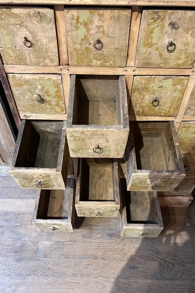 Petit meuble à tiroirs en bois Début XXème