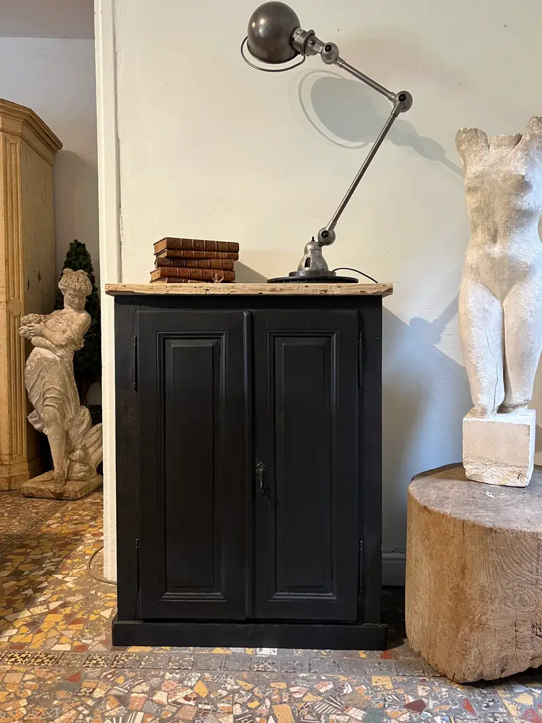 Petit meuble ancien peint en noir Début XXème