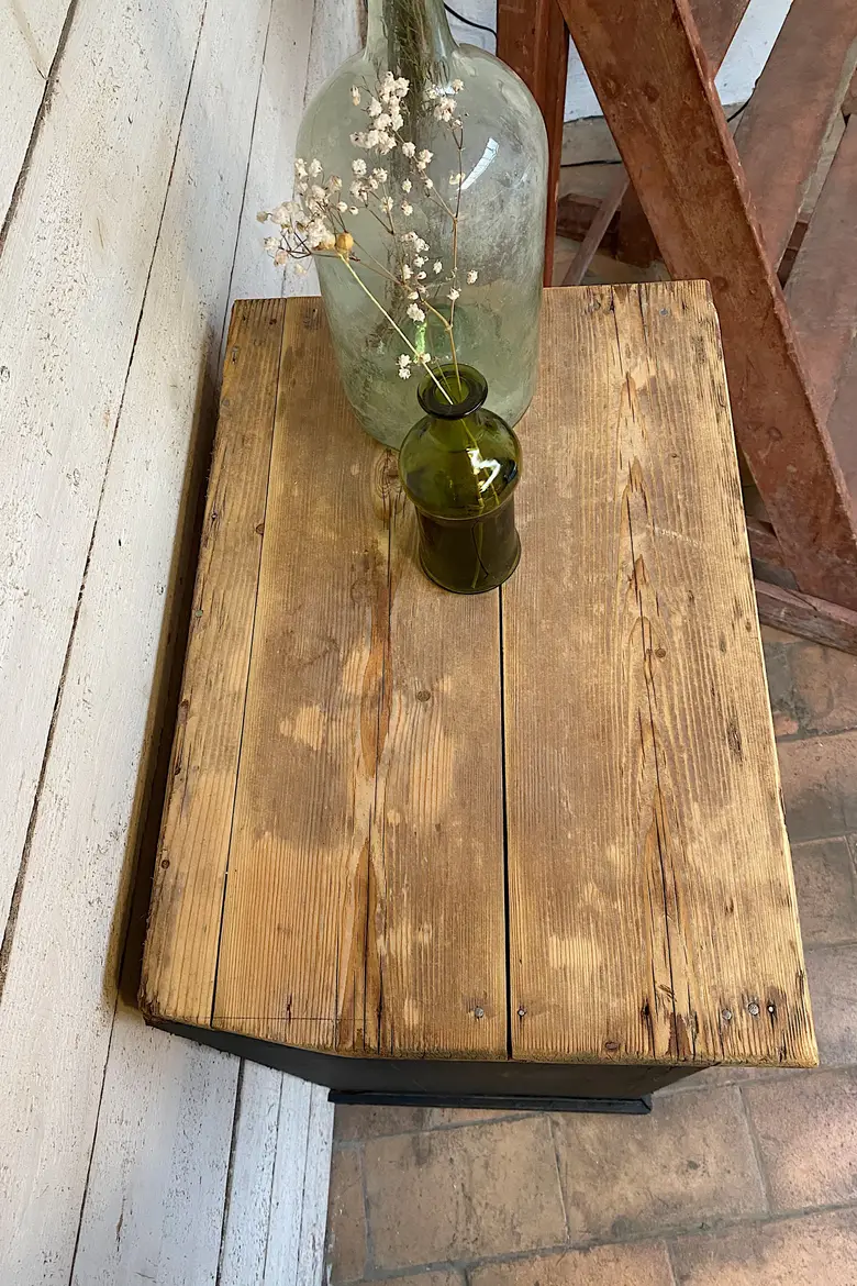 Petit meuble d’appoint en bois Début XXème