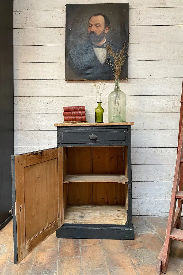 Petit meuble d’appoint en bois Début XXème