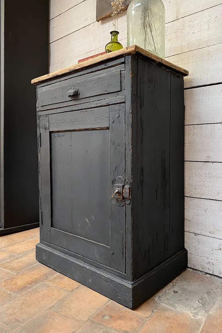Petit meuble d’appoint en bois Début XXème