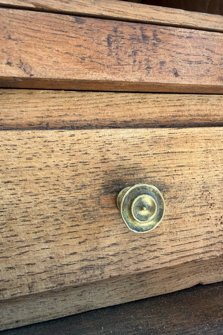 Petit meuble d’appoint en chêne – début 20ᵉ