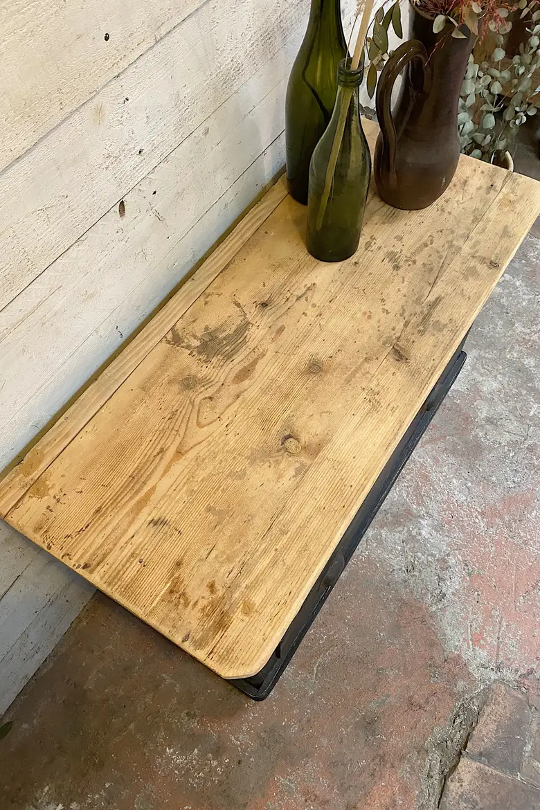 Petit meuble d’atelier en bois Début XXème