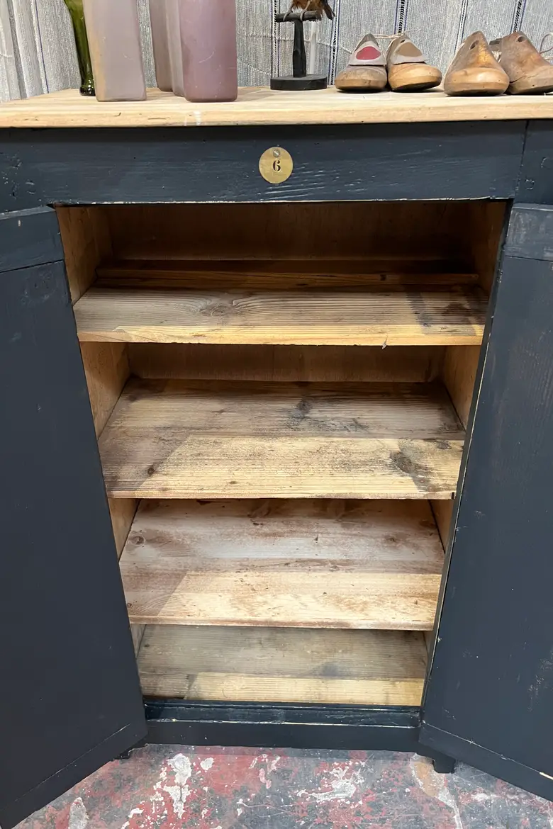 Petit meuble d’atelier en sapin Début XXème