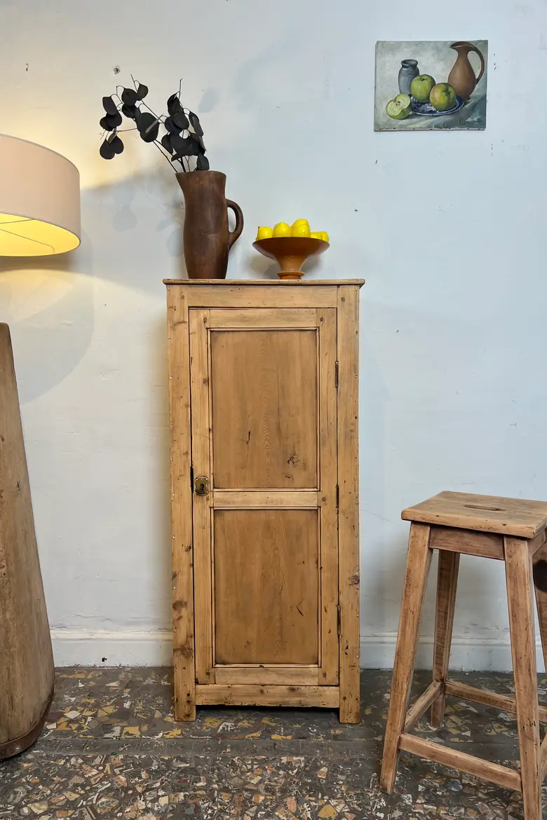 Petit meuble de rangement