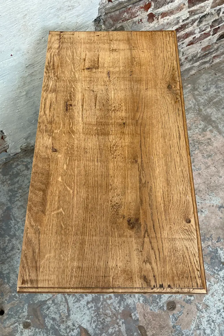 Petit meuble de rangement