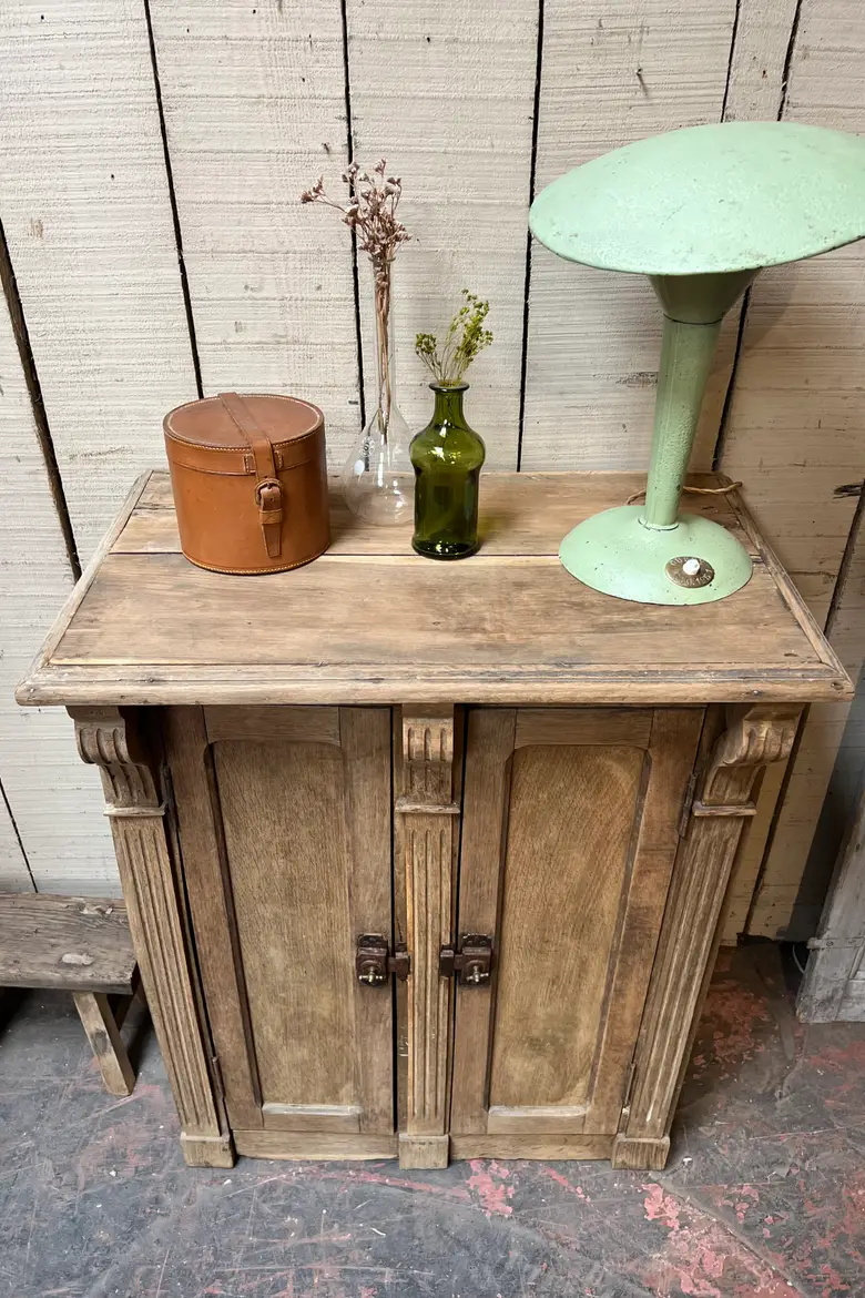 Petit meuble en chêne début 20ème