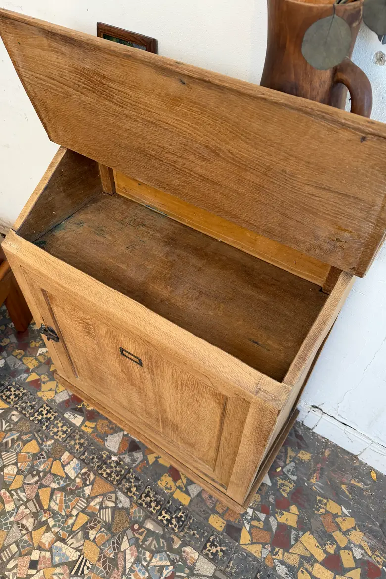 Petit meuble pupitre en chêne