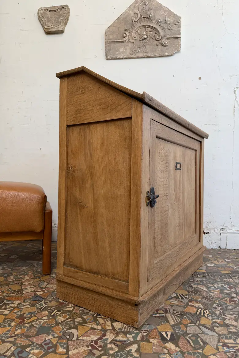 Petit meuble pupitre en chêne