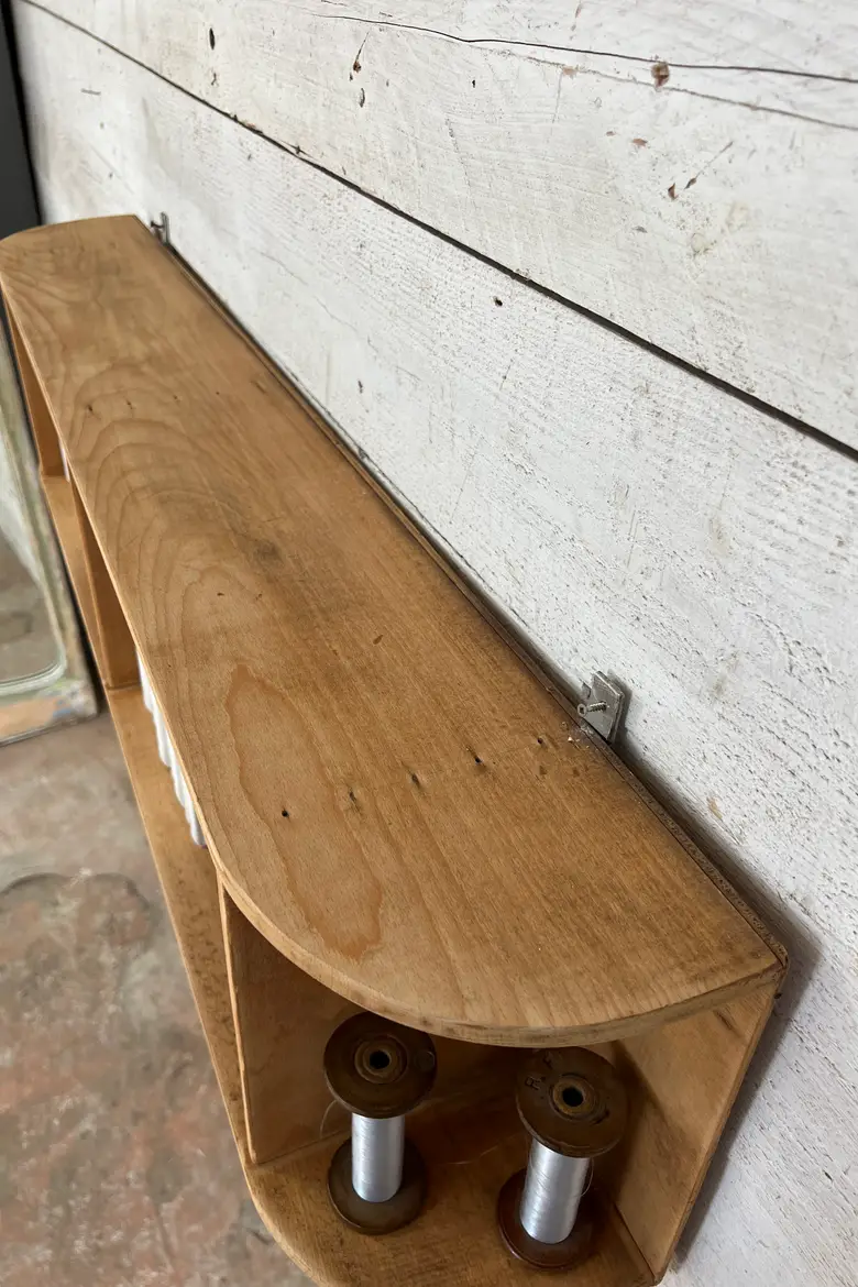 Petite étagère murale vintage – Années 50