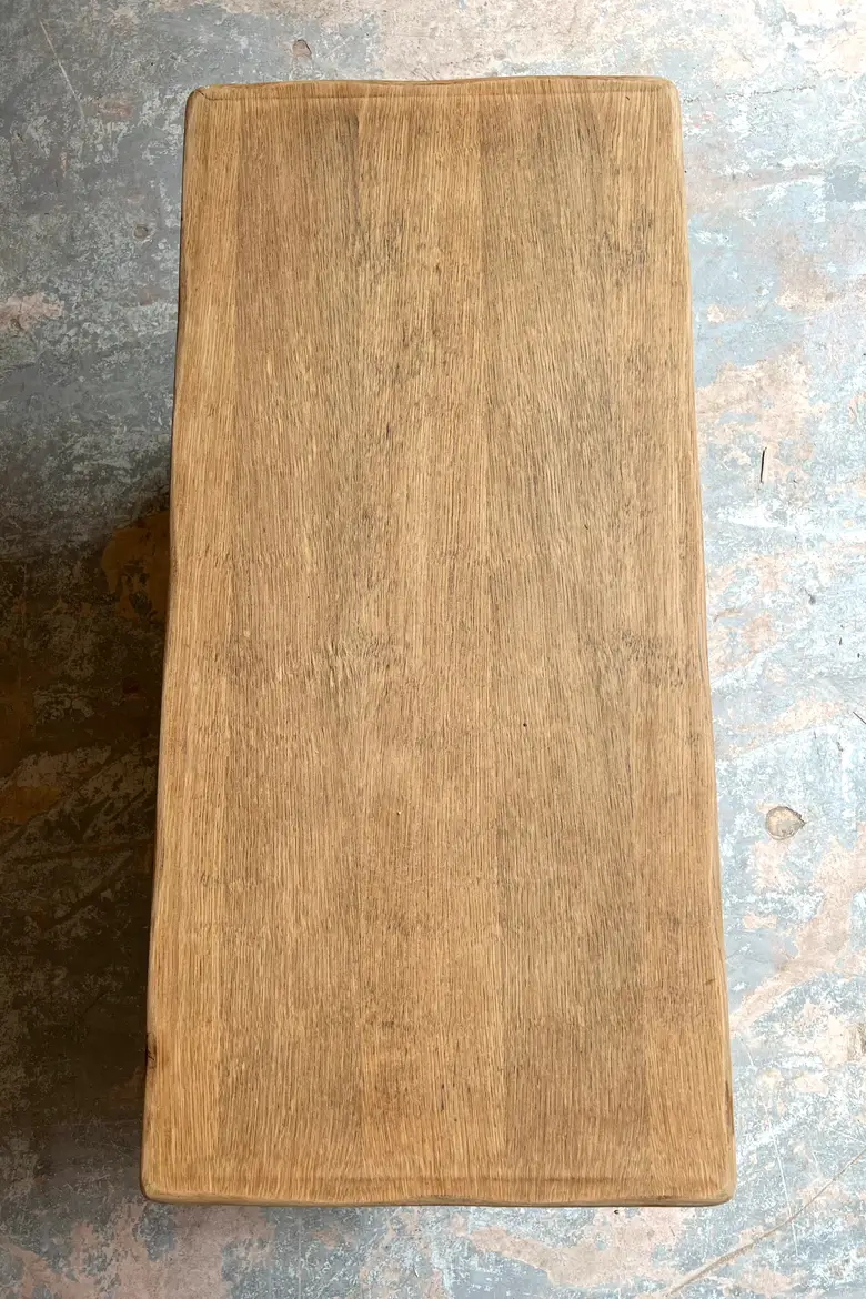Petite table basse en chêne 1960