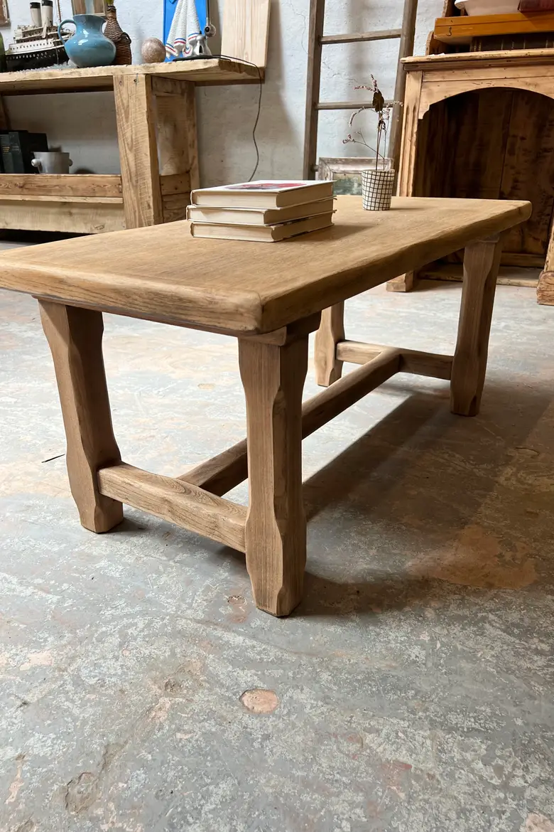 Petite table basse en chêne 1960
