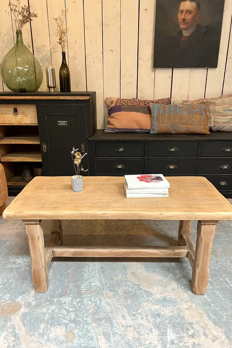 Petite table basse en chêne 1960