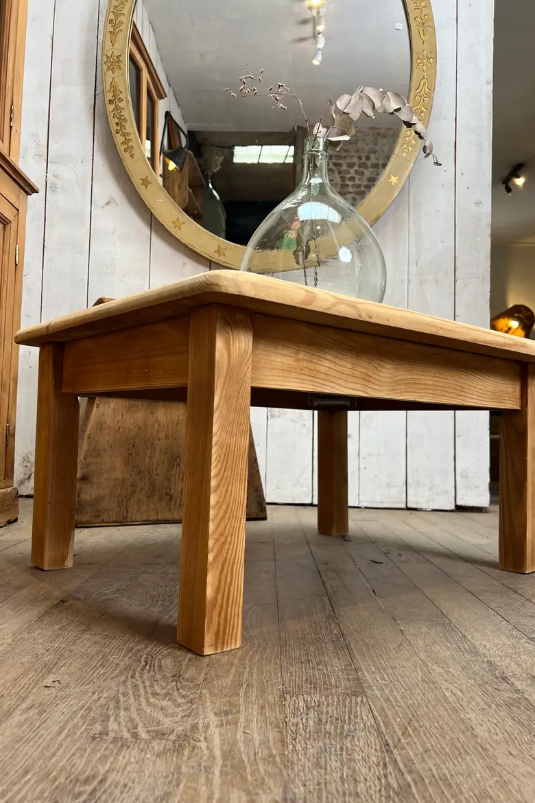 Petite table basse en chêne