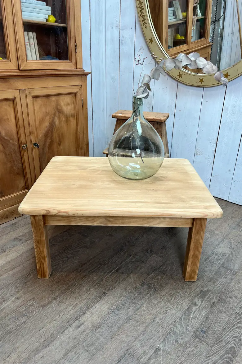Petite table basse en chêne