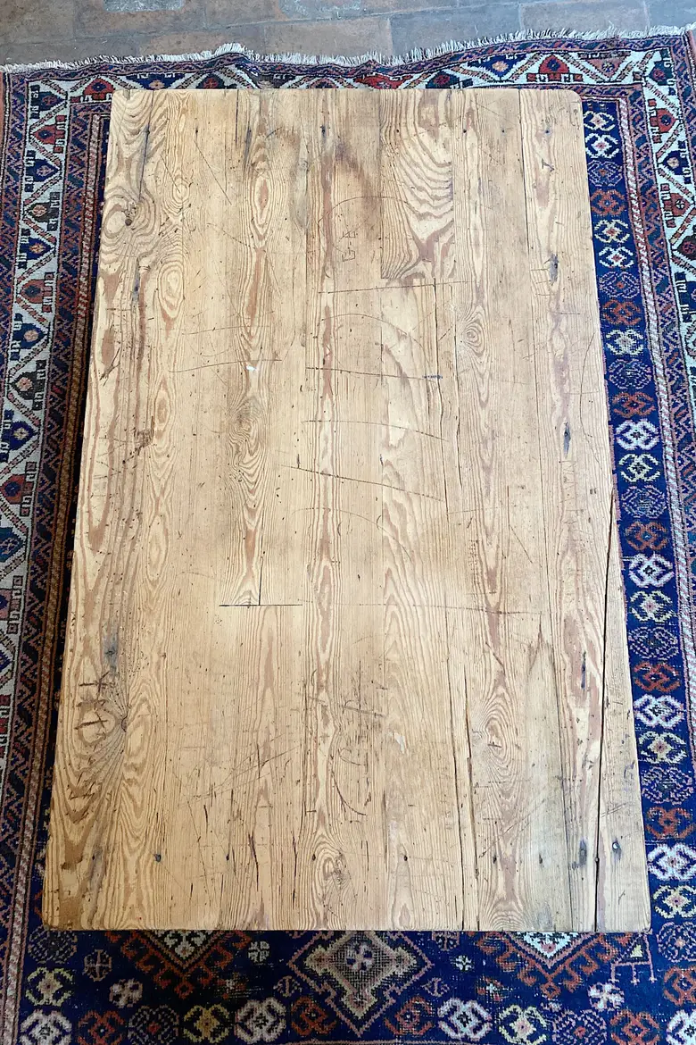 Petite table basse en sapin Début XXème