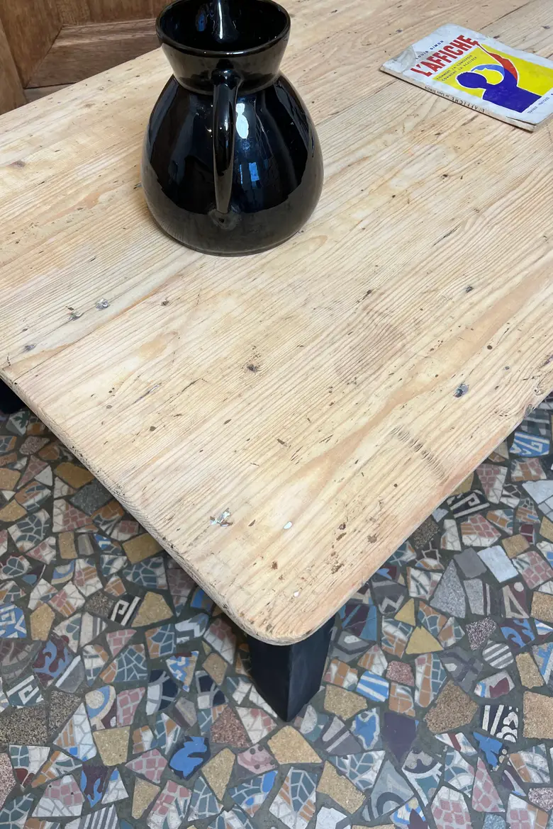 Petite table basse en sapin