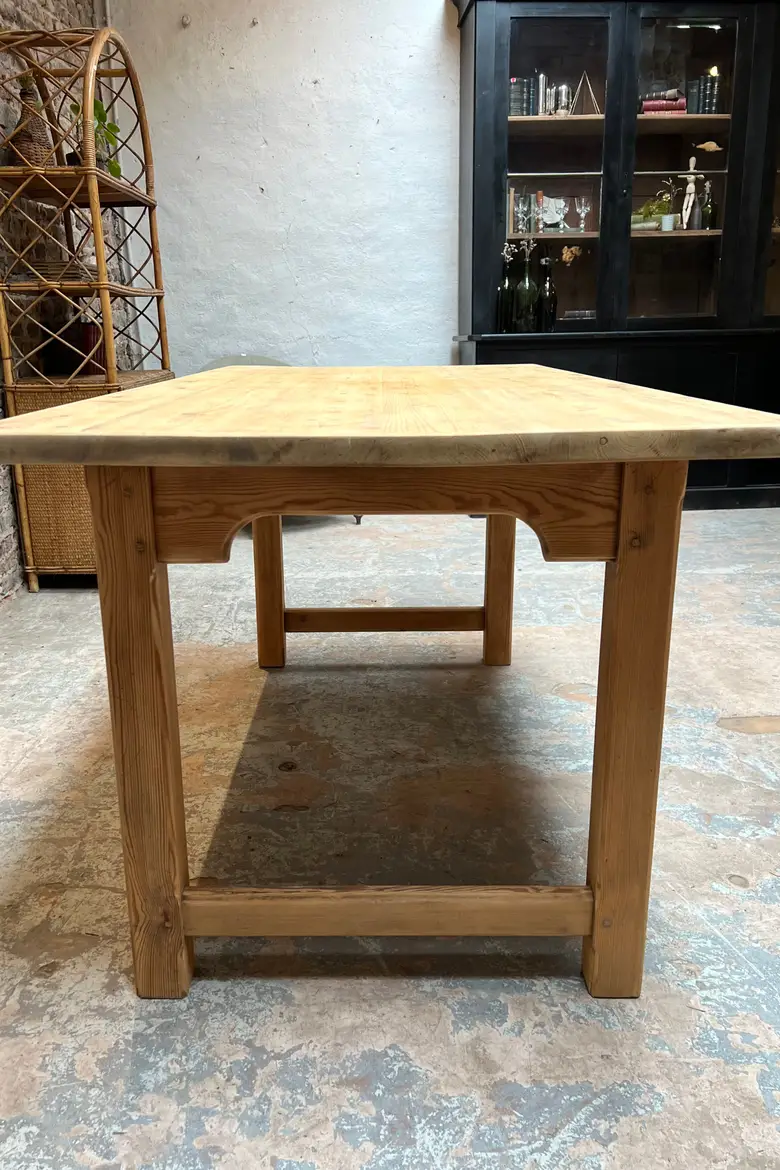 Petite table en sapin Début XXème