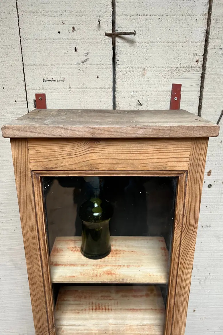 Petite vitrine à suspendre Début XXème