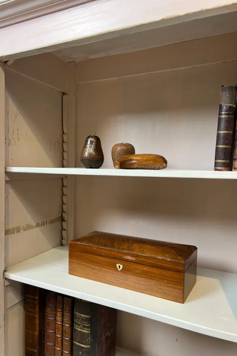 Petite vitrine des années 50