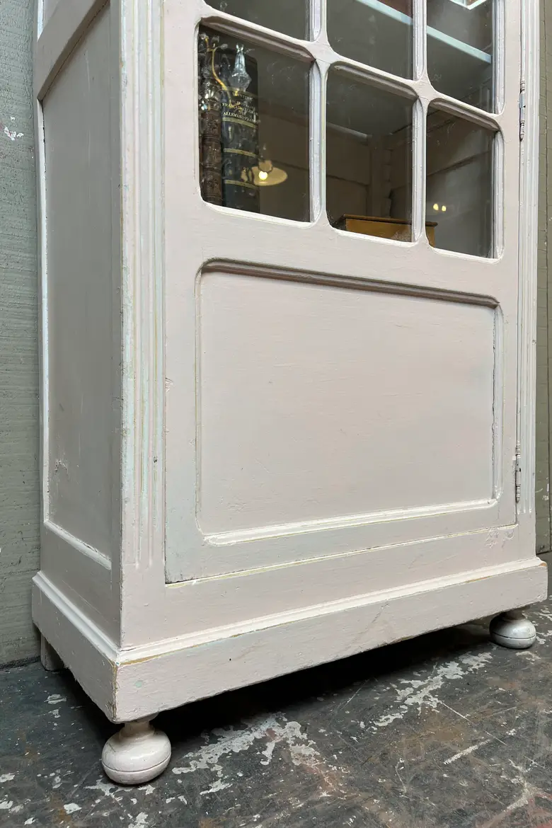Petite vitrine des années 50