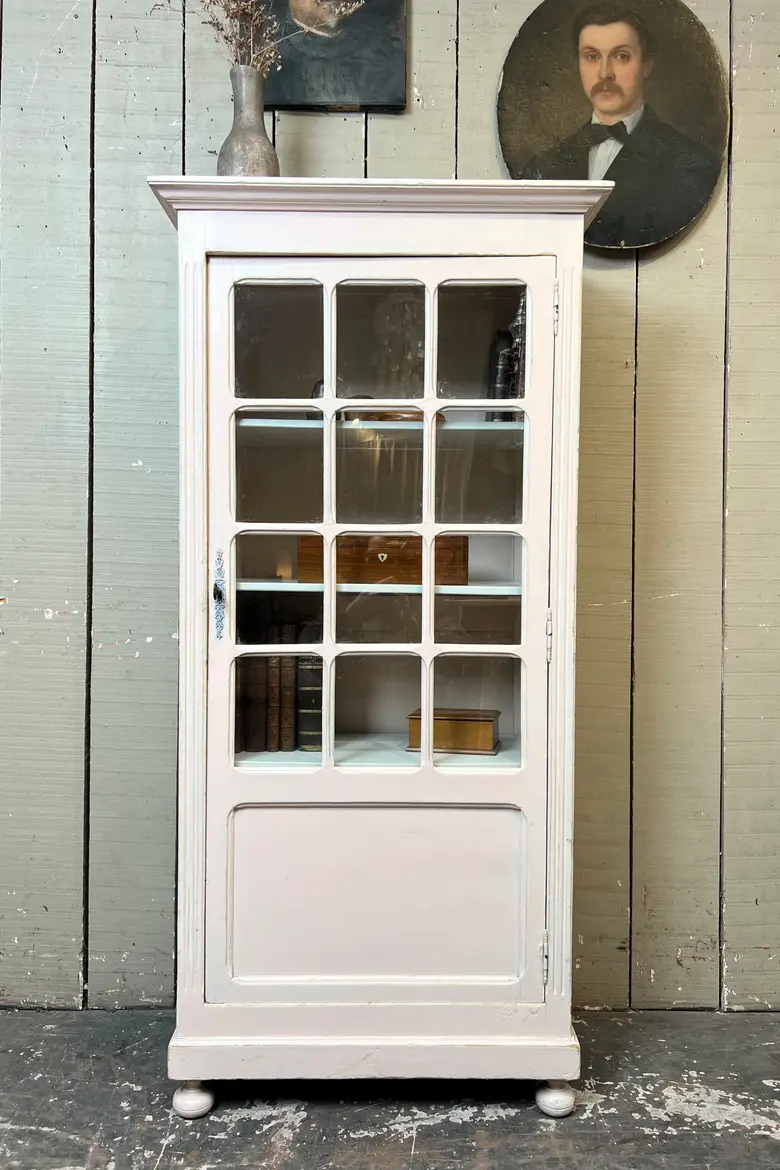 Petite vitrine des années 50