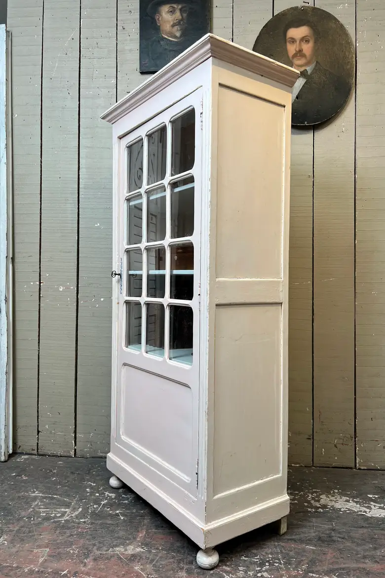 Petite vitrine des années 50