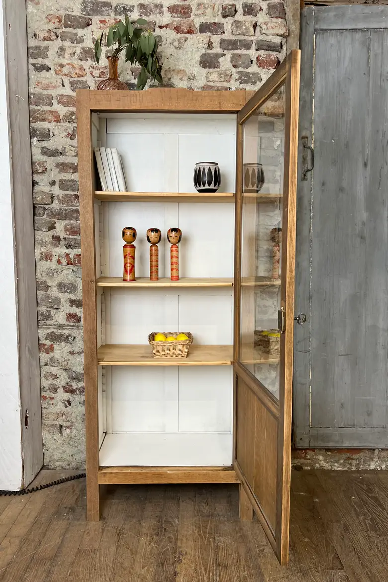 Petite vitrine en chêne
