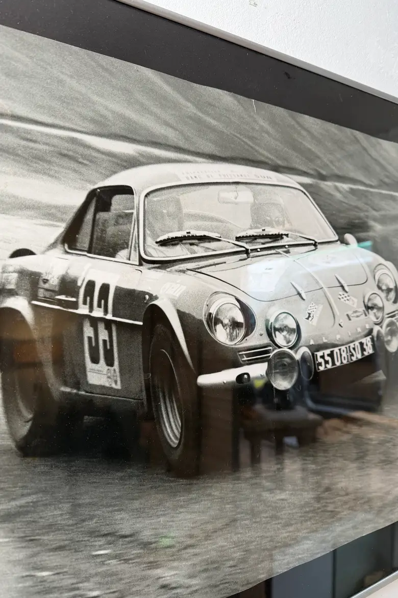 Photo automobile encadrée – années 90