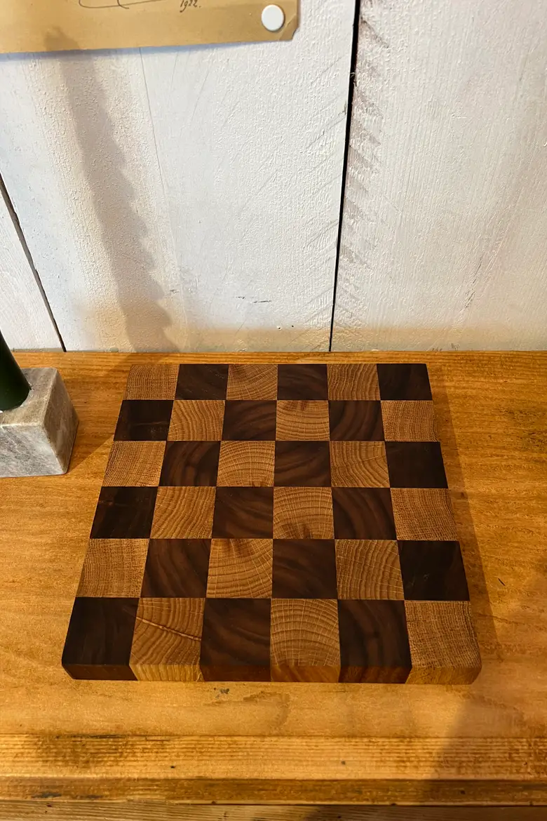Planche en bois damier