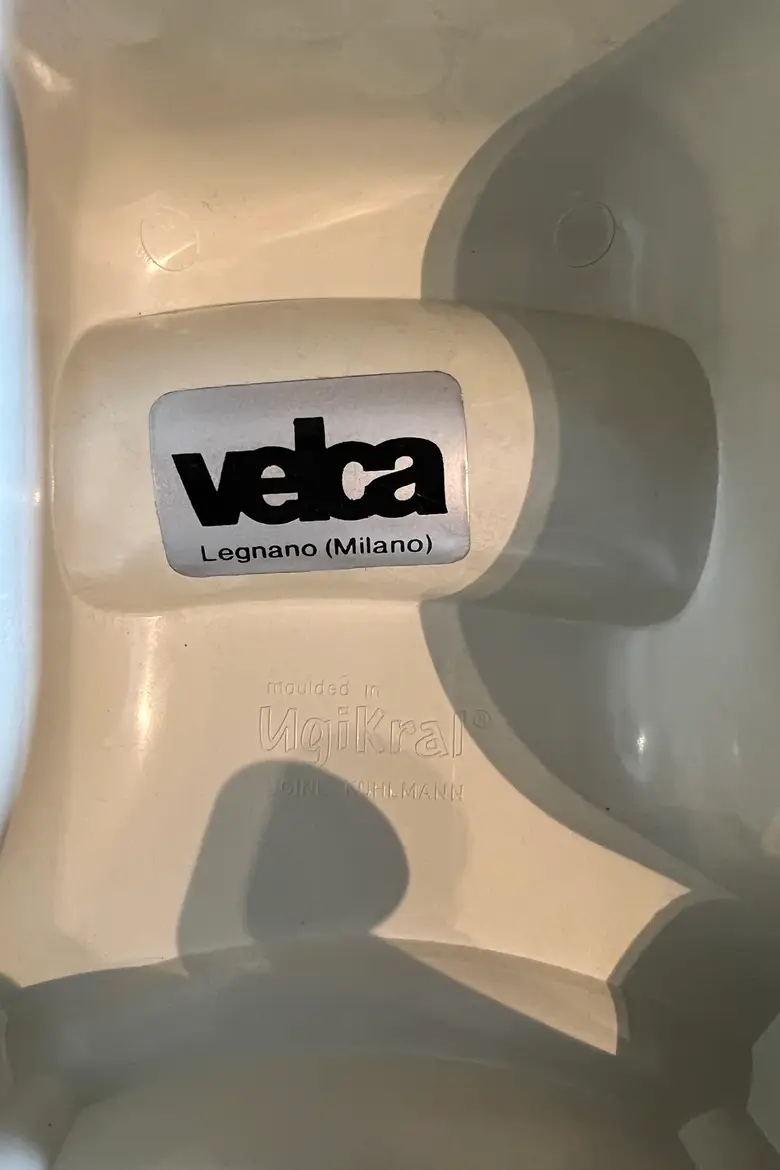 Porte manteau Velca Roberto Lucci et Paolo Orlandini