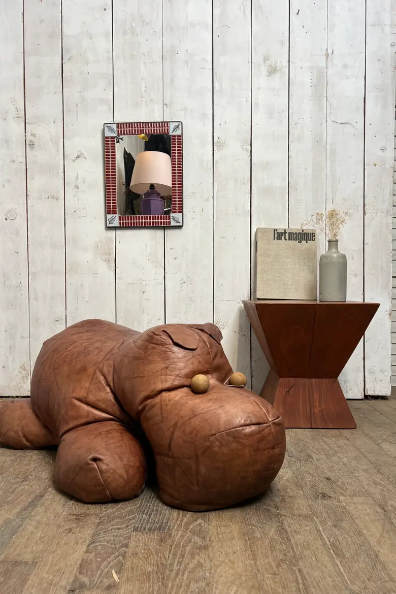 Pouf hippopotame en cuir – Années 50