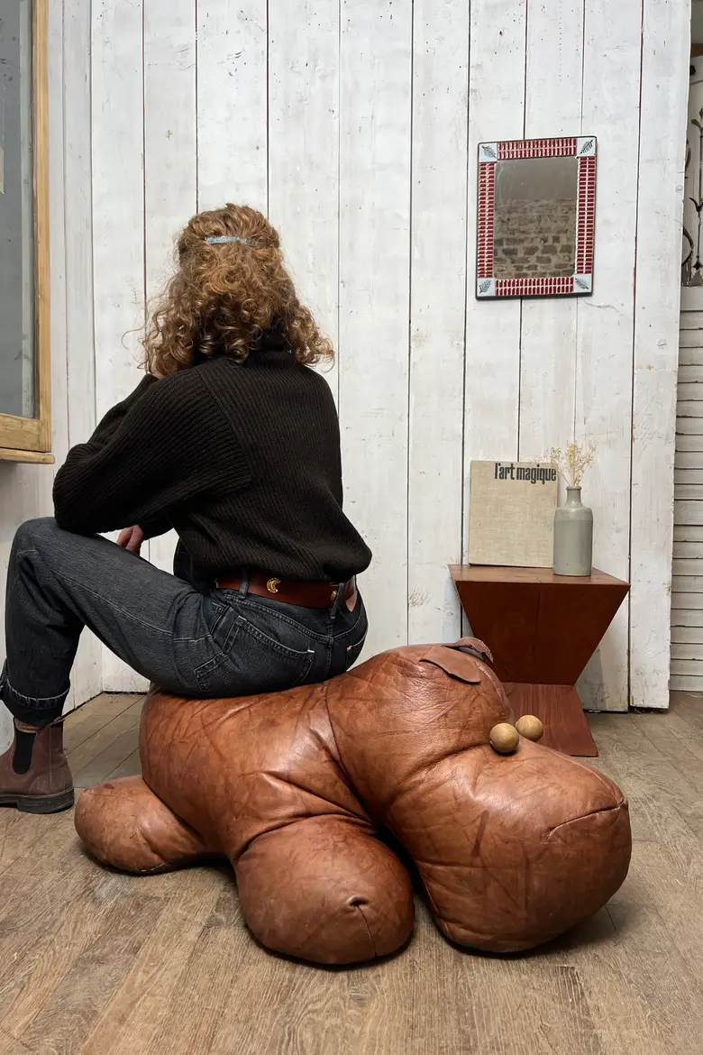 Pouf hippopotame en cuir – Années 50
